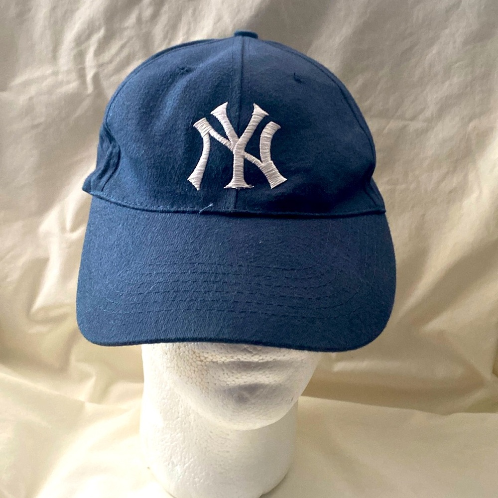 Yankees Stadium Giveaway Hat (HAT4)